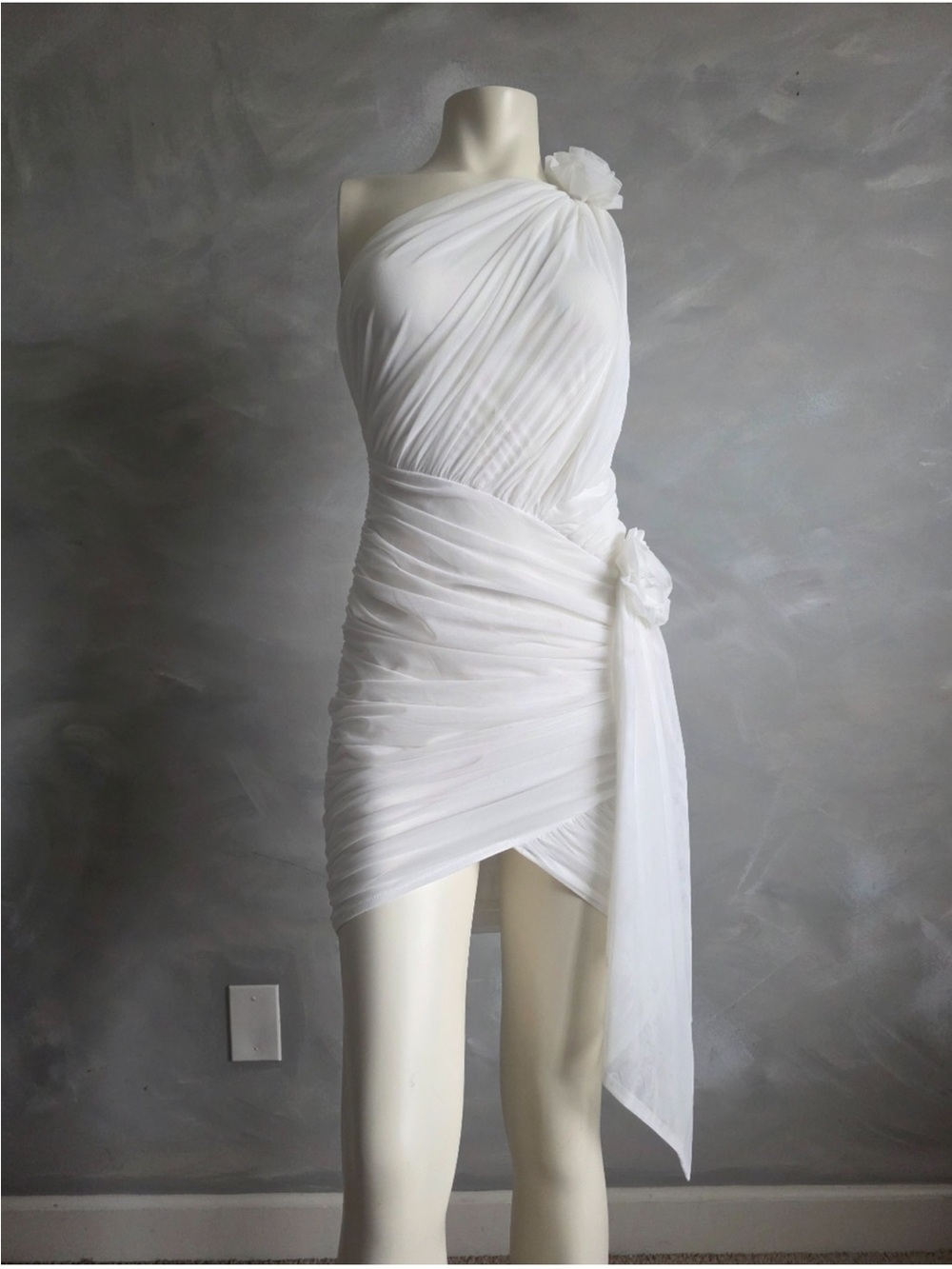 Bella Barnett Maggie One Shoulder Mesh Mini Dress White Sz M
